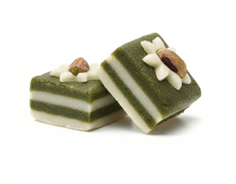 Marzipan Super with Pistachio Balorih White 1Kg | مرزيبان مربعات الفستق محشية بعجينة اللوز - 2kShopping
